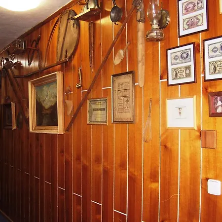 Skola Casa de hóspedes