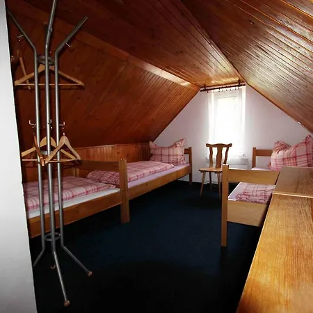 Casa de hóspedes Skola *